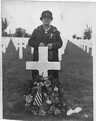 The gravestone of Edward Schaier who died in World War I